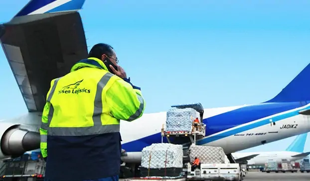 loading-air-freight Yusen