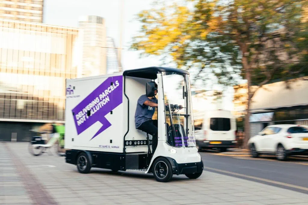Fin delivery e-bike van