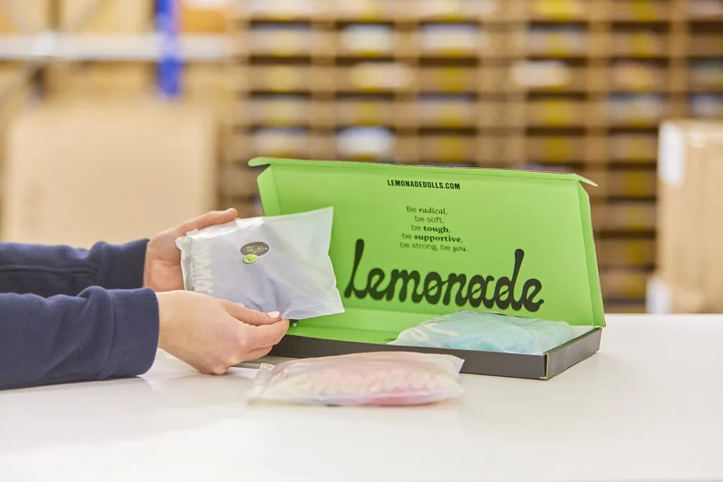 Lemonade Dolls packing